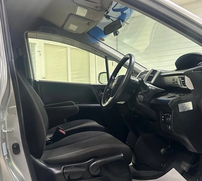 Минивэн Honda Freed 2012 года, 1055000 рублей, Ачинск