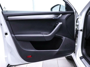 Лифтбек Skoda Octavia 2019 года, 1899000 рублей, Красноярск