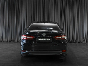 Седан Toyota Camry 2018 года, 2679000 рублей, Тюмень