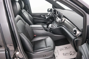 Минивэн Mercedes-benz V-класс 2018 года, 5099000 рублей, Красноярск