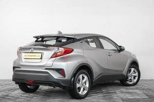 Внедорожник Toyota C-HR 2018 года, 2049000 рублей, Кемерово