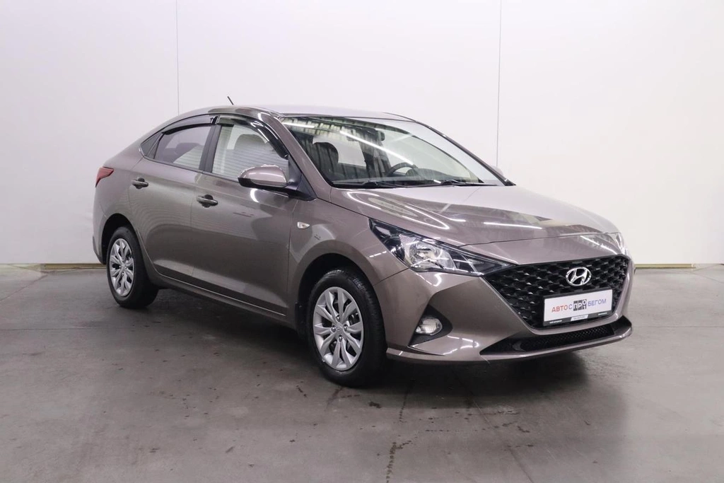 Седан Hyundai Solaris 2021 года, 1750000 рублей, Брянск