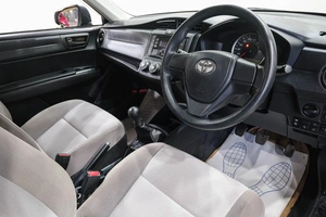Седан Toyota Corolla Axio 2016 года, 1219000 рублей, Новокузнецк