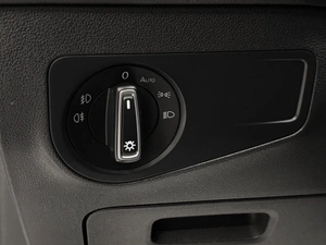 Внедорожник Volkswagen Tiguan 2016 года, 2149000 рублей, Красноярск