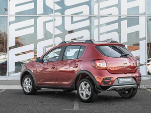 Хетчбэк Renault Sandero Stepway 2015 года, 920000 рублей, Краснодар