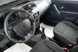 Седан Renault Logan 2017 года, 679000 рублей, Тюмень