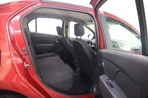 Седан Renault Logan 2015 года, 955000 рублей, Брянск