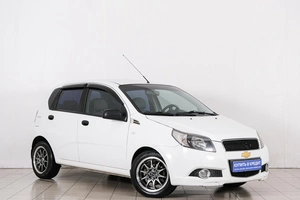 Хетчбэк Chevrolet Aveo 2010 года, 399000 рублей, Красноярск