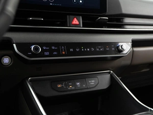 Минивэн Kia Carnival 2025 года, 5698999 рублей, Москва