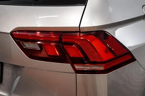 Внедорожник Volkswagen Tiguan 2021 года, 2499000 рублей, Барнаул