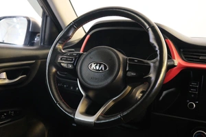 Седан Kia Rio 2021 года, 1899000 рублей, Омск