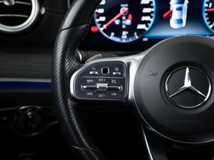 Седан Mercedes-benz E-класс 2020 года, 2975055 рублей, Москва