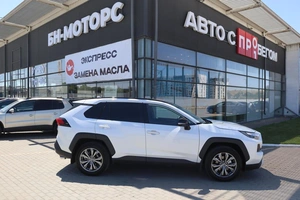 Внедорожник Toyota RAV4 2025 года, 4400000 рублей, Мирное