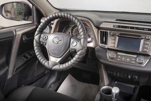 Внедорожник Toyota RAV4 2014 года, 2299000 рублей, Томск