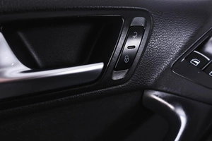 Внедорожник Volkswagen Tiguan 2011 года, 1129000 рублей, Пермь