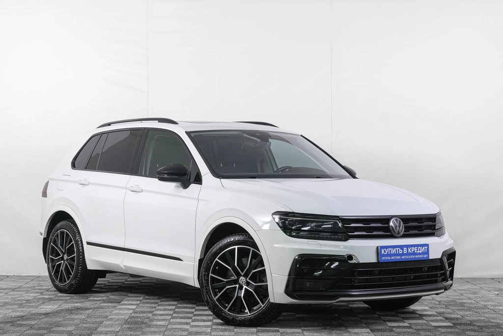 Внедорожник Volkswagen Tiguan 2019 года, 2699000 рублей, Кемерово