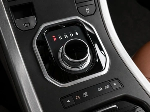Внедорожник Land Rover Range Rover Evoque 2013 года, 2400000 рублей, Тюмень