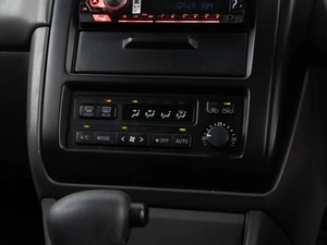 Седан Toyota Carina 2000 года, 699077 рублей, Москва