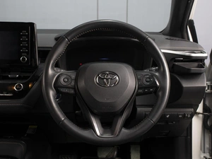 Универсал Toyota Corolla 2021 года, 2400000 рублей, Омск