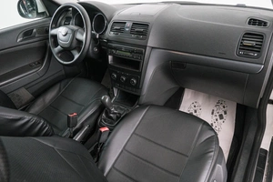 Внедорожник Skoda Yeti 2011 года, 1199000 рублей, Красноярск