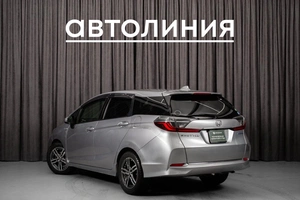 Универсал Honda Shuttle 2019 года, 1500000 рублей, Красноярск