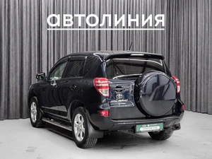 Внедорожник Toyota RAV4 2011 года, 1599000 рублей, Красноярск
