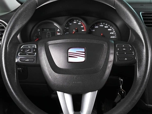 Хетчбэк SEAT Leon 2012 года, 839000 рублей, Аксай