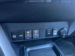 Внедорожник Toyota RAV4 2018 года, 2790000 рублей, Абакан
