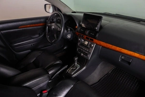 Седан Toyota Avensis 2007 года, 919000 рублей, Пермь