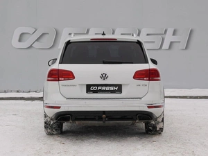 Внедорожник Volkswagen Touareg 2015 года, 2290000 рублей, Волгоград