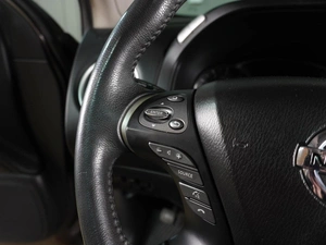 Внедорожник Nissan Pathfinder 2015 года, 1849000 рублей, Воронеж