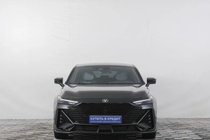 Лифтбек Changan UNI-V 2023 года, 2499000 рублей, Кемерово