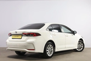 Седан Toyota Corolla 2021 года, 2049000 рублей, Новосибирск
