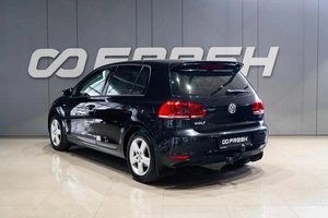 Хетчбэк Volkswagen Golf 2012 года, 899000 рублей, Петрозаводск