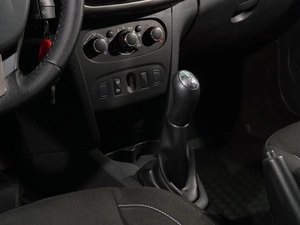 Хетчбэк Renault Sandero 2018 года, 970111 рублей, Тверь