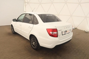 Седан ВАЗ (LADA) Granta 2020 года, 900000 рублей, Орёл