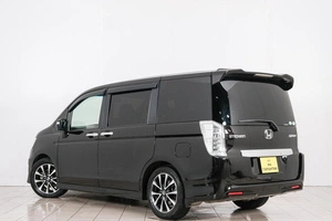 Минивэн Honda Stepwgn Spada 2014 года, 1559000 рублей, Красноярск