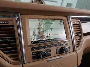 Внедорожник Porsche Macan Turbo 2015 года, 3769000 рублей, Воронеж