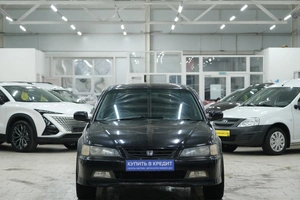 Седан Honda Accord 1998 года, 549000 рублей, Омск