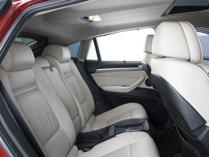 Внедорожник BMW X6 2011 года, 2340000 рублей, Омск