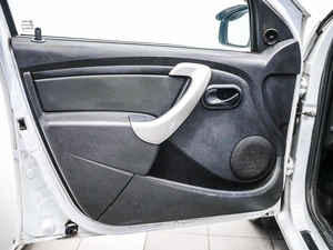 Седан Renault Logan 2012 года, 440000 рублей, Красноярск