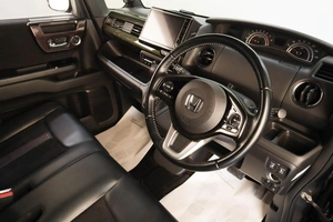 Хетчбэк Honda N-BOX 2018 года, 1119000 рублей, Челябинск