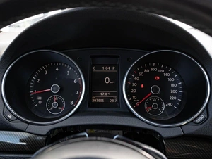 Хетчбэк Volkswagen Golf 2008 года, 1015000 рублей, Краснодар