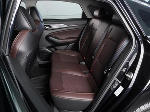 Седан Changan Eado Plus 2023 года, 1699000 рублей, Красный Пахарь