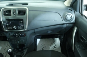 Седан Renault Logan Stepway 2020 года, 1139000 рублей, Омск