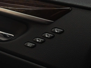 Седан Lexus ES 2013 года, 2149000 рублей, Тюмень