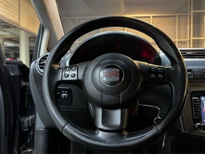 Хетчбэк SEAT Leon 2008 года, 747000 рублей, Красноярск