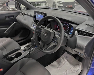 Внедорожник Toyota Corolla Cross 2022 года, 2717000 рублей, Красноярск