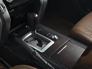 Внедорожник Toyota Land Cruiser 2014 года, 3160000 рублей, Омск