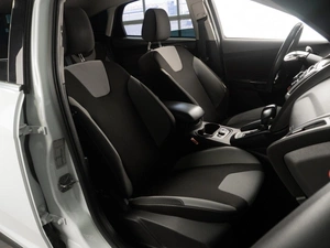 Хетчбэк Ford Focus 2012 года, 819000 рублей, Тюмень